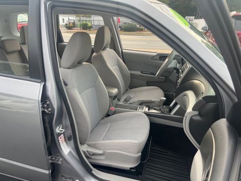Used 2011 Subaru Forester 2.5X w/ Alloy Wheel Value Pkg image 16