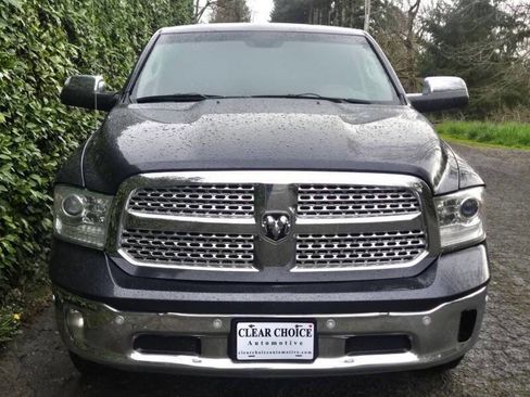 Used 2015 RAM 1500 Laramie w/ Convenience Group AWD/4WD image 11