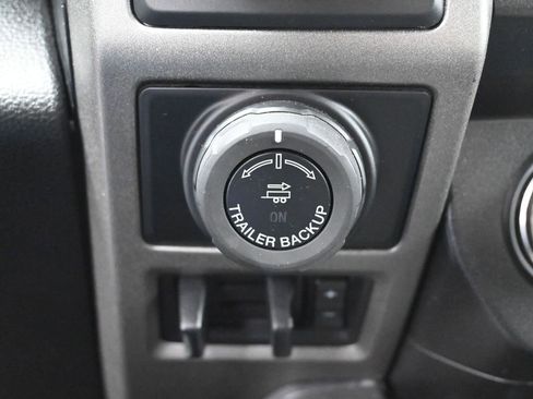 Used 2018 Ford F150 Raptor w/ Equipment Group 802A Luxury image 30