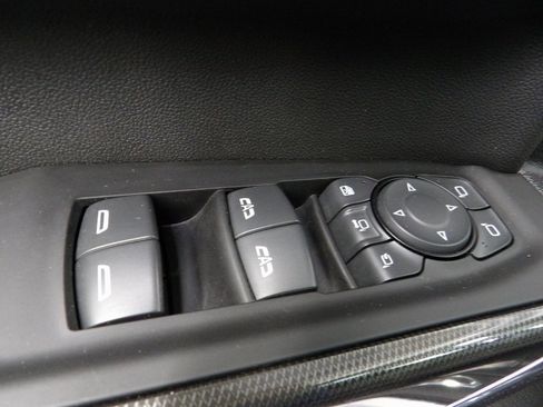 Used 2023 GMC Sierra 2500 AT4 w/ AT4 Preferred Package image 61