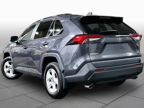 Used 2021 Toyota RAV4 XLE AWD/4WD image 12
