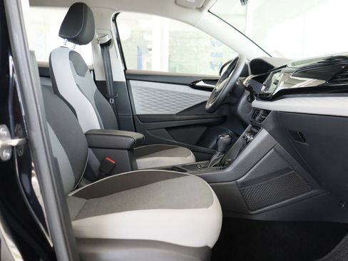 Certified 2023 Volkswagen Taos S FWD image 21