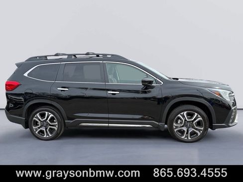 Used 2025 Subaru Ascent Touring w/ Popular Package #1 image 2