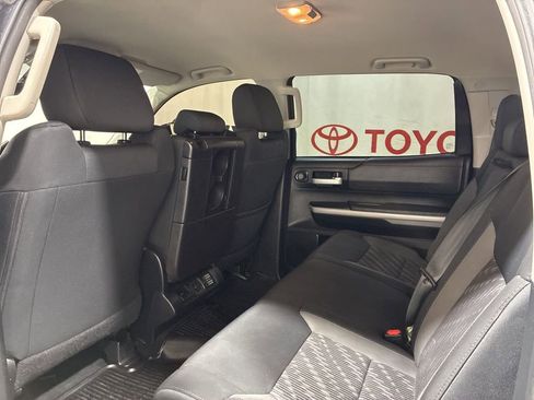 Used 2018 Toyota Tundra SR5 RWD image 18