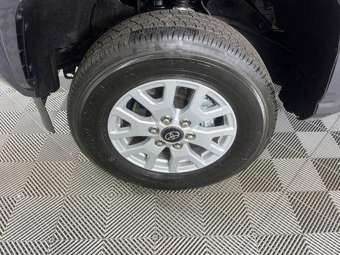 Certified 2025 Toyota Tacoma SR5 image 30