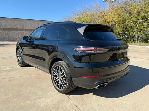 Used 2019 Porsche Cayenne image 4