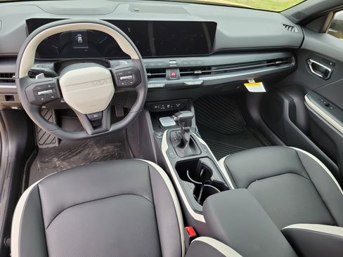 New 2026 Kia K4 GT-Line image 8