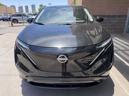 Used 2025 Nissan Ariya FWD image 10