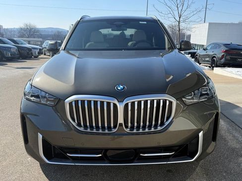 Used 2025 BMW X5 xDrive50e w/ Executive Package AWD/4WD image 17