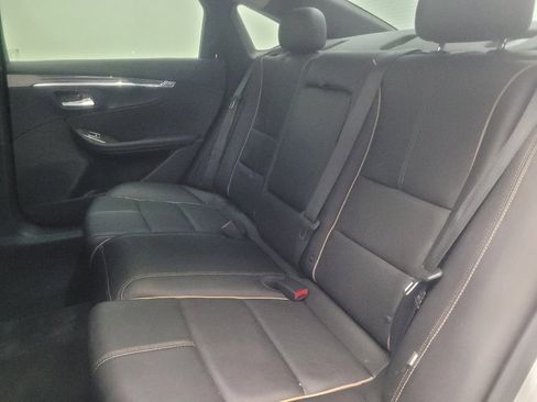 Used 2015 Chevrolet Impala LTZ image 18