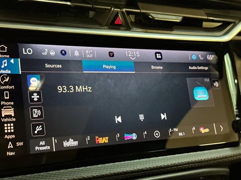 New 2026 Jeep Cherokee Overland w/ Advanced Pro Tech Group AWD/4WD image 17