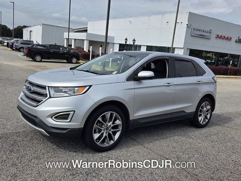 Used 2015 Ford Edge Titanium w/ Equipment Group 301A FWD image 3