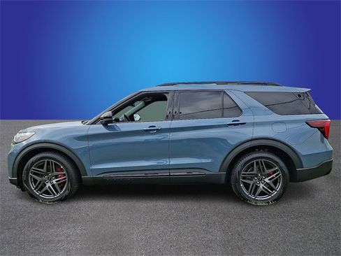 Certified 2025 Ford Explorer ST image 7