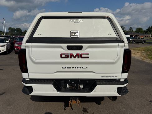 Used 2022 GMC Sierra 3500 Denali w/ Denali Ultimate Package AWD/4WD image 4
