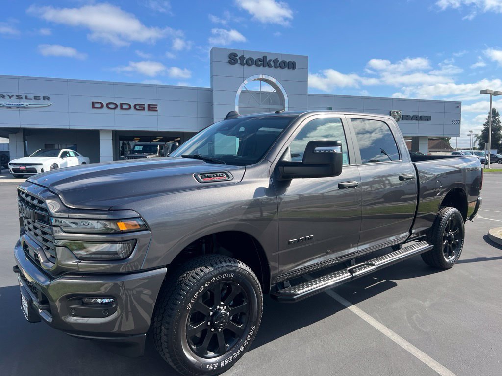 Used 2025 RAM 2500 Big Horn AWD/4WD image 5