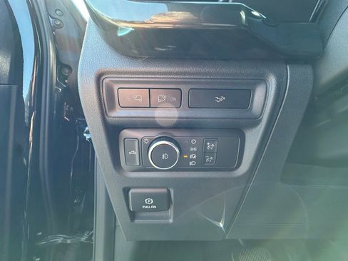 Used 2022 Ford F150 XLT w/ Equipment Group 302A High AWD/4WD image 3