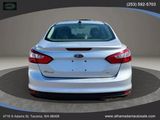 Used 2014 Ford Focus SE w/ SE Winter Package image 3