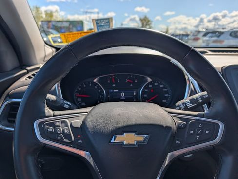 Used 2023 Chevrolet Equinox LT AWD/4WD image 14