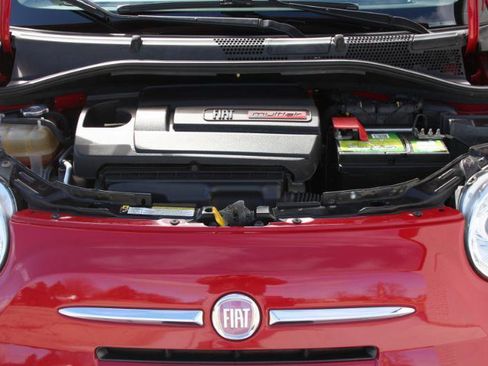 Used 2012 FIAT 500 Lounge w/ Convenience Group image 9