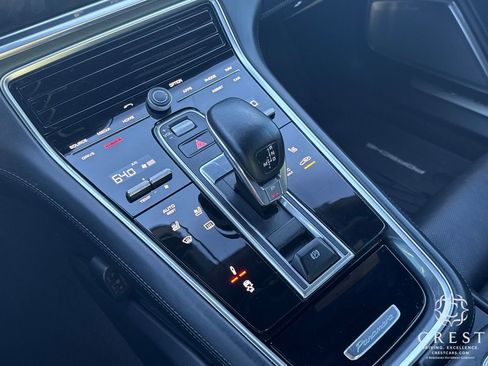 Used 2017 Porsche Panamera 4S image 17