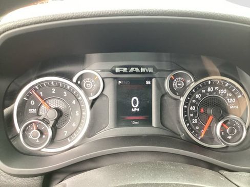New 2026 RAM 2500 Tradesman w/ Chrome Appearance Group AWD/4WD image 16