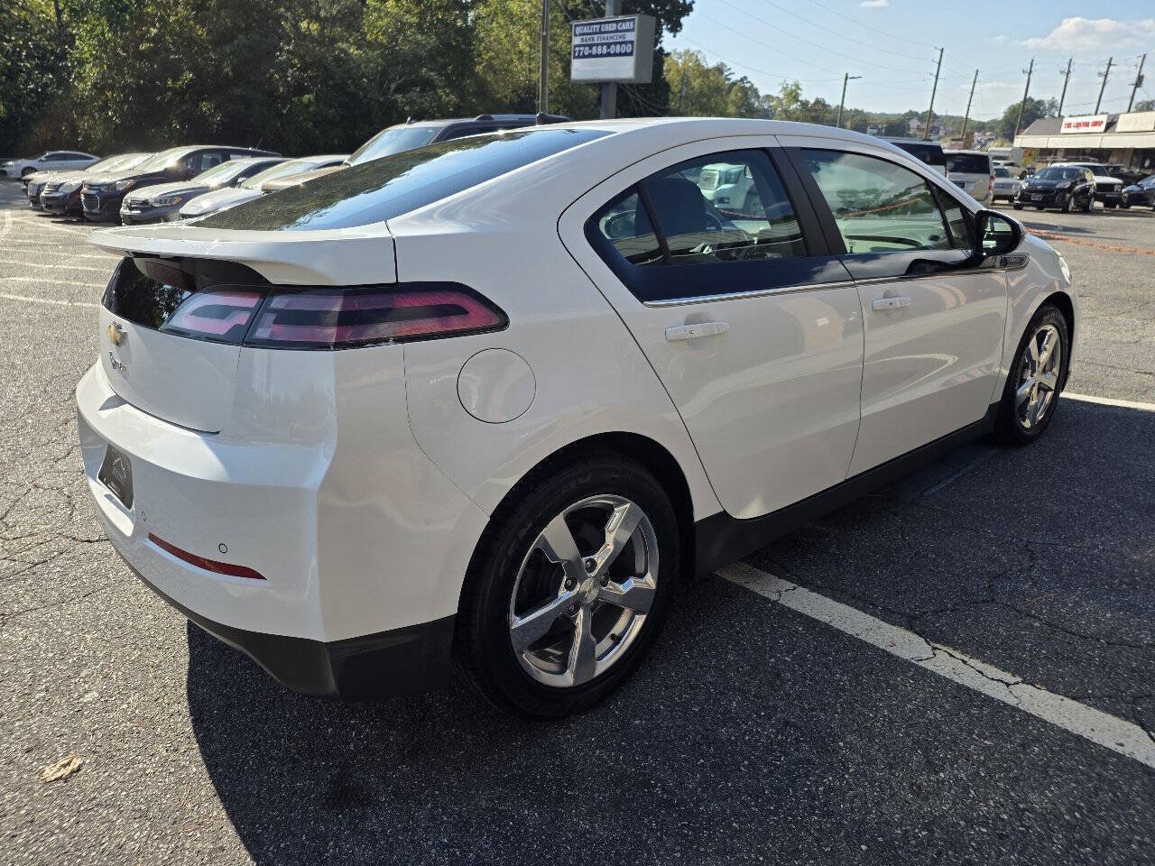 Used 2013 Chevrolet Volt w/ Enhanced Safety Package 2 FWD image 6