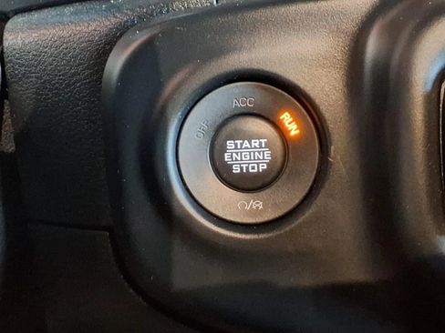 Used 2020 Jeep Gladiator Mojave AWD/4WD image 25