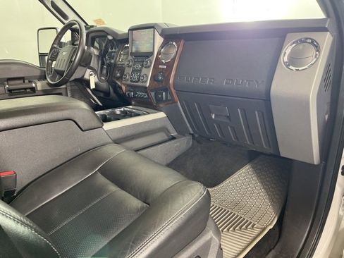 Used 2016 Ford F350 Lariat w/ Lariat Ultimate Package image 33