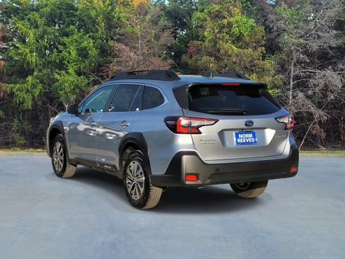 Certified 2025 Subaru Outback Premium AWD/4WD image 21