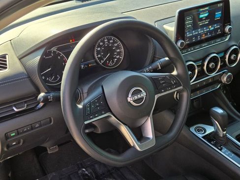 Certified 2024 Nissan Sentra SV image 22