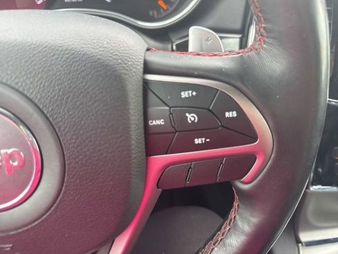 Used 2019 Jeep Grand Cherokee Trailhawk w/ Trailhawk Luxury Group image 23