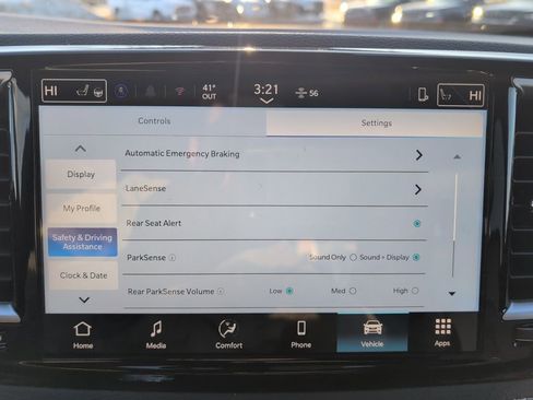 New 2026 Chrysler Pacifica Select image 45