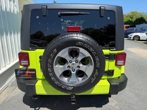 Used 2017 Jeep Wrangler Sahara image 4