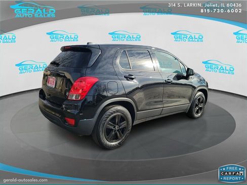 Used 2019 Chevrolet Trax LS w/ Tint and Cruise Package image 7