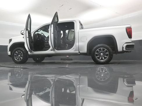 Used 2024 GMC Sierra 1500 AT4 w/ Technology Package AWD/4WD image 60