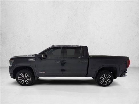 Used 2024 GMC Sierra 1500 AT4 w/ Technology Package image 8