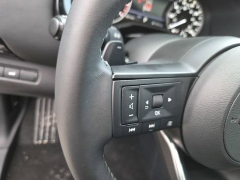 New 2025 Nissan Pathfinder SV w/ SV Premium Package image 22