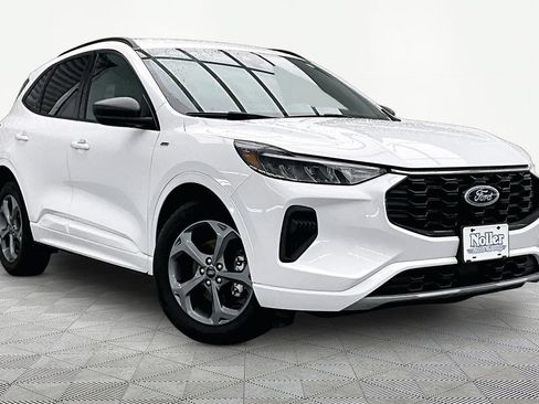 Certified 2023 Ford Escape ST-Line w/ Equipment Group 301A FWD image 12