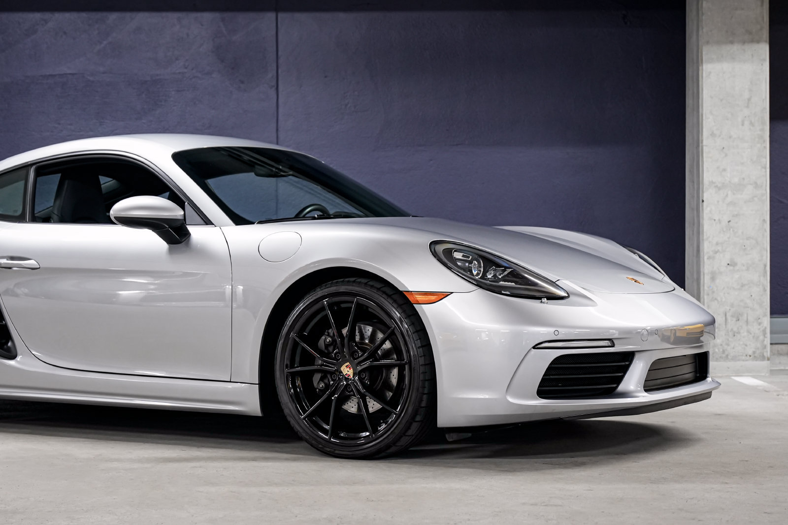 Used 2024 Porsche 718 Cayman RWD image 38