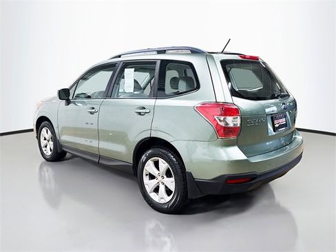 Used 2015 Subaru Forester 2.5i w/ Alloy Wheel Package image 9