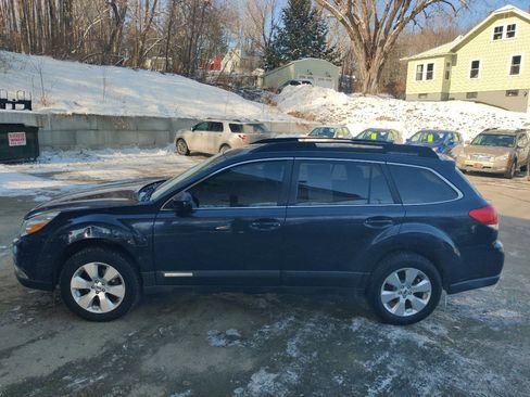 Used 2012 Subaru Outback 2.5i Limited image 3