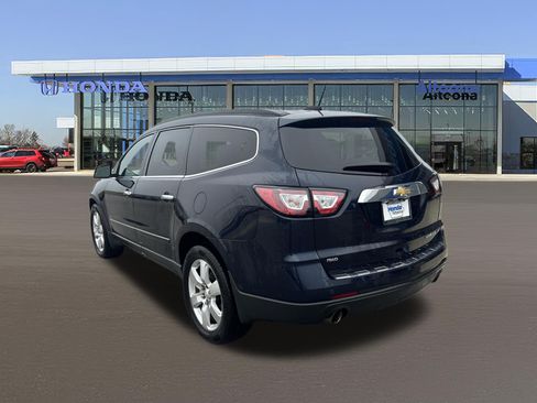 Used 2016 Chevrolet Traverse LTZ AWD/4WD image 3