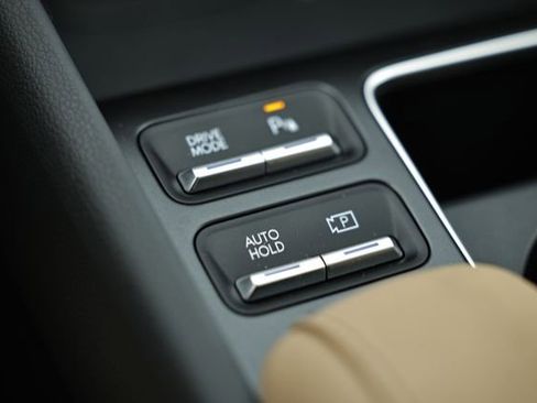 New 2025 Hyundai Sonata Limited image 16