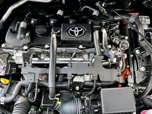 Used 2025 Toyota Corolla LE FWD image 33