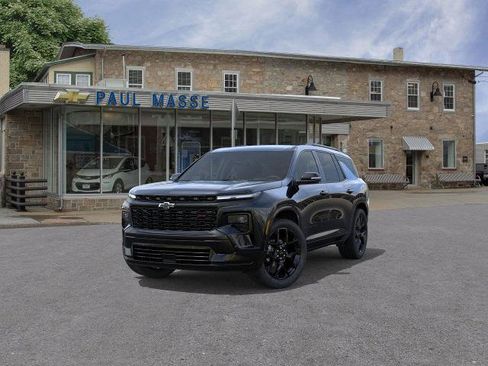 New 2026 Chevrolet Traverse RS w/ LPO, Floor Liner Package image 8