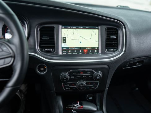 Used 2019 Dodge Charger Scat Pack w/ Stars & Stripes Edition image 32