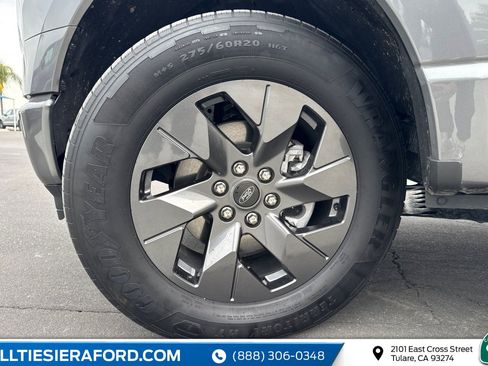 Used 2025 Ford F150 Lightning Lariat image 12