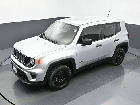Used 2021 Jeep Renegade Sport image 15