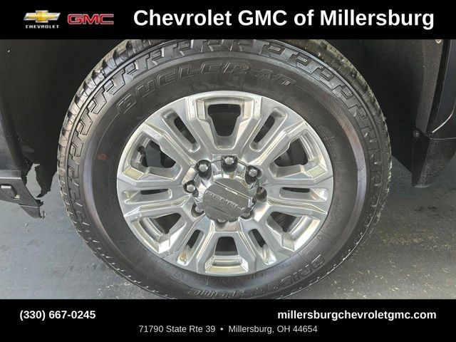 Used 2021 GMC Sierra 2500 Denali w/ Denali Ultimate Package AWD/4WD image 14