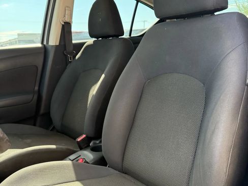 Used 2012 Nissan Versa SL image 7